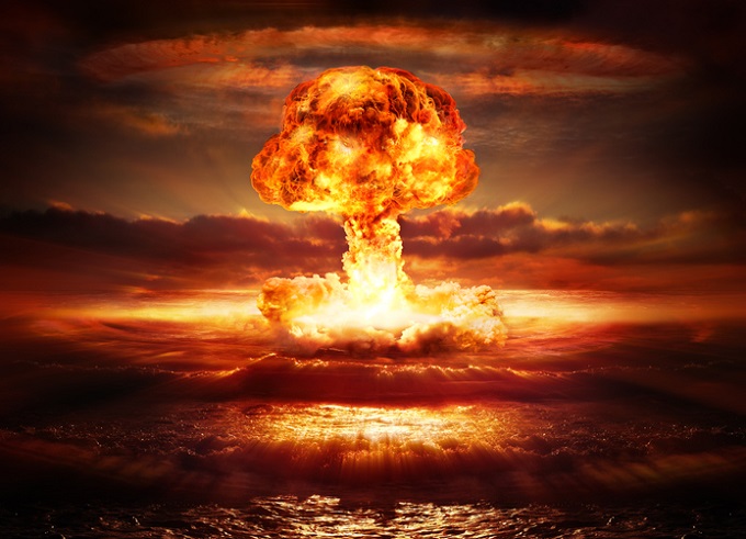 広島・長崎以外にも核爆弾は落ちていた！今も残る核兵器事故の怖い影響…海底に埋まる爆弾、放射能汚染も！【原爆の日】の画像1
