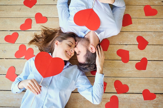 あなたの遊ばれやすさがわかる4択恋占い! 本命昇格、真実の愛を求めるなら… 当たるLove Me Doの真剣アドバイス!の画像1