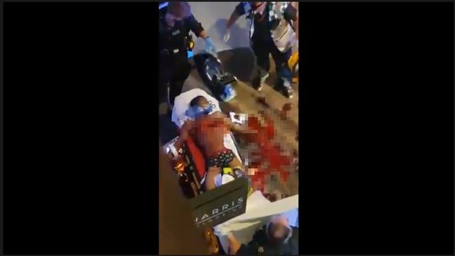 【閲覧注意】心臓を刺されてもうすぐ死ぬ男の悲惨すぎる姿! 平和だった街を恐怖に突き落とした若者たちの乱闘事件=英の画像1