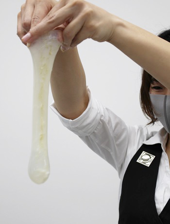 羊の盲腸で作った「200年前のコンドーム」を装着→3人が実践! 「気持ち良すぎる」「触感が●●」衝撃の使用感レポート!の画像4