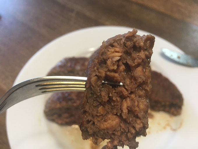 日本で買えない人工肉『ビヨンド・ミート』を実食レポート! 米マクドナルドも導入するヤバすぎる味と見た目に悶絶!の画像6
