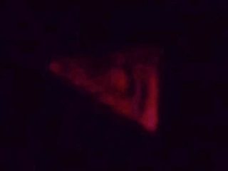 真紅で透明な三角UFO「トライアンギュラー」が激撮される！ “反重力パルスエンジン”も搭載、やはり正体は「TR-3B」か！＝米