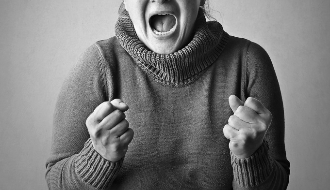 「どこのスパイだ!」竜巻で半壊した家から半狂乱の老婆が…! 不動産執行人が遭遇した怪事件の画像3