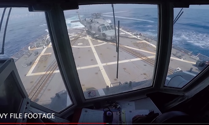 米海軍士官が新証言「ニミッツUFO遭遇直後、謎の人物が空母に出現。情報を持ち去った」の画像4