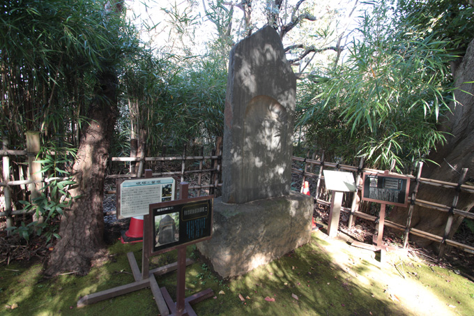 妖怪、天狗、幽霊…超不思議な中野区「哲学堂公園」が面白すぎる! 心霊「首無しライダー」も出る!?の画像15