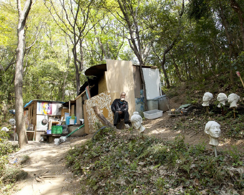 ホームレスとその「庵」を10年間撮り続けた写真家・野口健吾インタビュー！ 西成、池袋、茨城…出会った野宿者は600人、厳しさ増す現状！の画像11