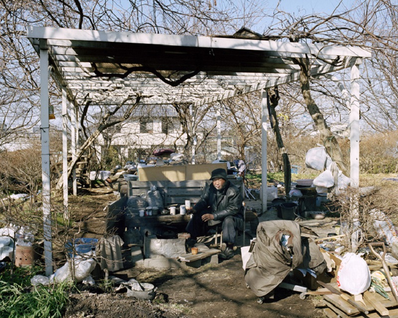ホームレスとその「庵」を10年間撮り続けた写真家・野口健吾インタビュー! 西成、池袋、茨城…出会った野宿者は600人、厳しさ増す現状!の画像1