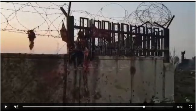 【閲覧注意】イランの旅客機撃墜直後の現場映像が流出! 肉片・鉄屑・瓦礫の超壮絶ミックス… 直視できないほど悲惨!の画像4