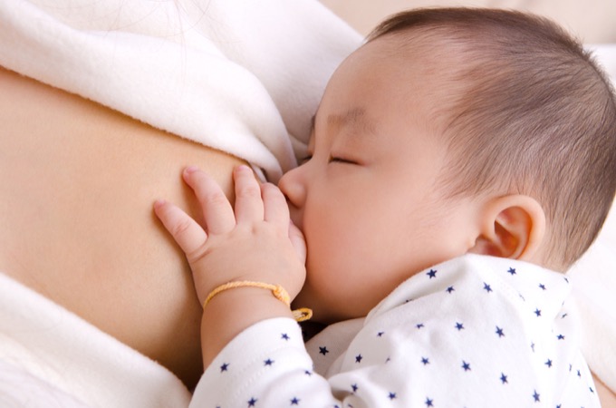 おっぱいの細胞から「人工母乳」が開発される! ビル・ゲイツが多額の出資...人口削減計画の一環か!?の画像1