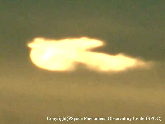 東京上空に超巨大「火の鳥」出現、悠々と飛び去る姿を激撮！ クチバシや目までくっきり… 撮影者に幸運連発、最強開運映像を特別公開！の画像5