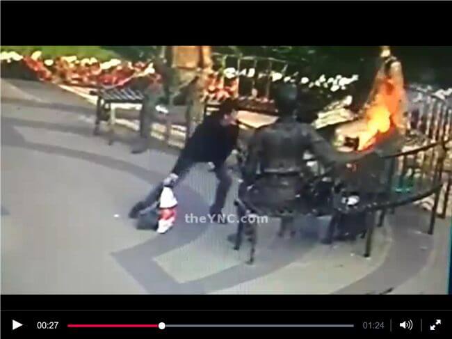 【閲覧注意】ロシア女性ジャーナリストの焼身自殺、ヤバすぎる映像流出! 火だるまになって言論弾圧に抗議する絶望的光景の画像1