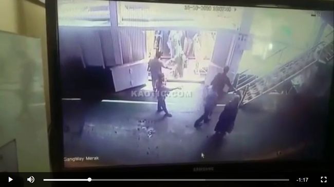 【閲覧注意】フェリーと桟橋の隙間に落下した人間の最期が悲惨すぎる!! 神隠しのように消え、押し潰され…=インドネシアの画像2