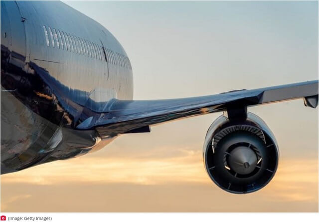 飛行機からオシッコが落ちてきたらどうなる? 「直撃したら間違いなく死ぬ」恐怖の実例!の画像1
