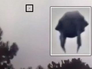 【衝撃映像】脚が生えた“甲虫型UFO”がヤバすぎる!! 研究者も怯える不吉な姿、「気球ではあり得ない」擬態能力を誇示か!?