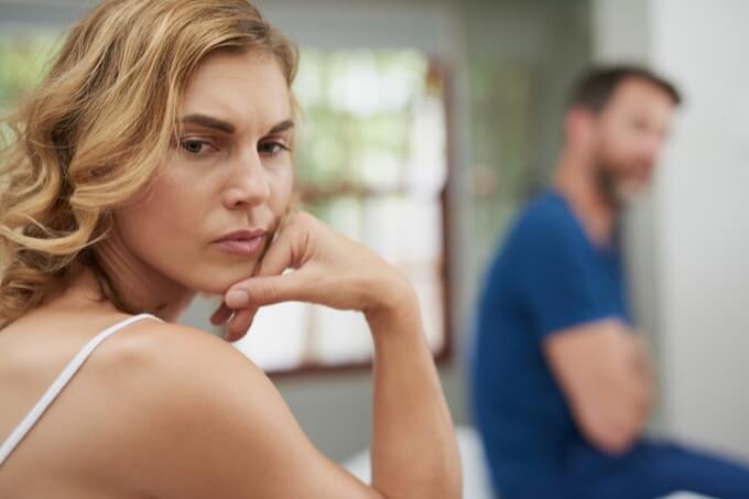 「不倫しやすい人」の手相をLove Me Doが大暴露! 上手くヤリ抜ける浮気の達人線も… 深みにハマる前に要チェック!の画像1