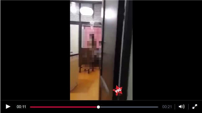 【閲覧注意】ドアをこじ開けたら女の全裸死体がヤバすぎる姿で…! 密室「窒息プレイ」が招いた事故か?=比の画像1