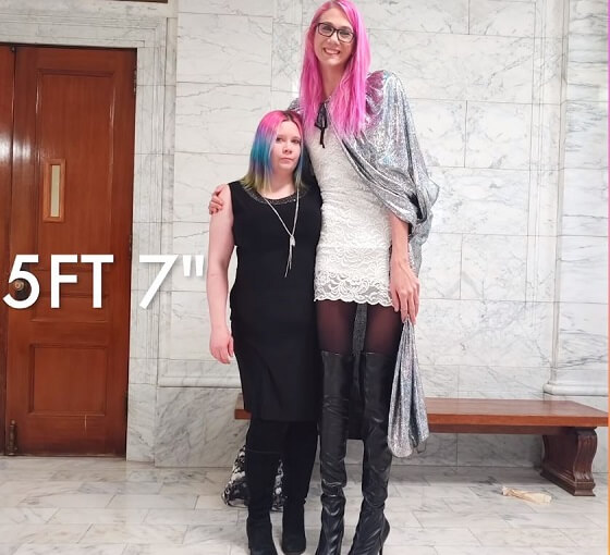 股下133cm「長すぎる美脚」をもつ女性の知られざる苦悩とは!? 家を破壊、スカートから尻が… 〇〇モデルとして大活躍!の画像4