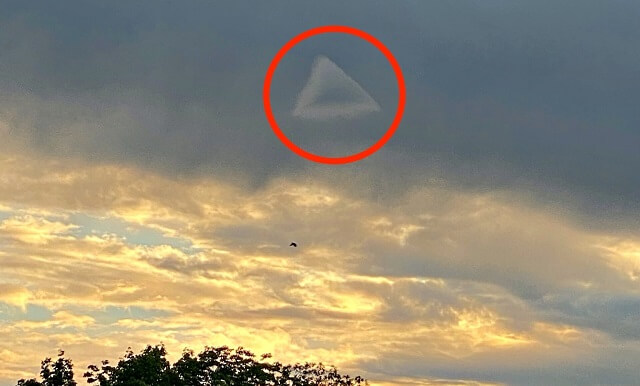 スケルトンTR-3Bが夕空に出現、UFO研究者たちもビビった衝撃写真公開! エイリアン技術の「絶対的な証拠」ついに登場!の画像1