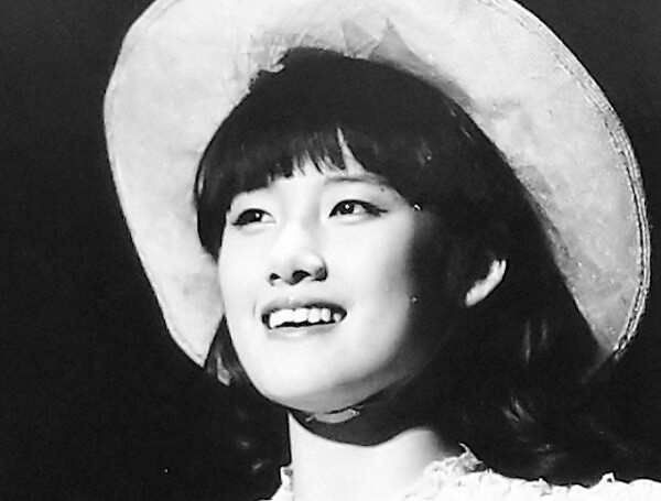 原田知世にまつわる怪奇現象が本気でヤバい!! 壊れる時計、生霊飛ばし、笑顔の瞬間… 現場カメラマンが震えた衝撃的真実を初激白!の画像1