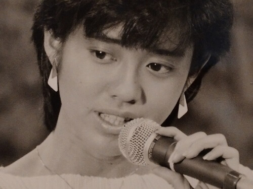 【実録】早見優の背後に憑いているアウマクアとは!? 「気づいてしまったのか」謎のメッセージと皿… 現場カメラマンが心霊体験激白!!の画像1