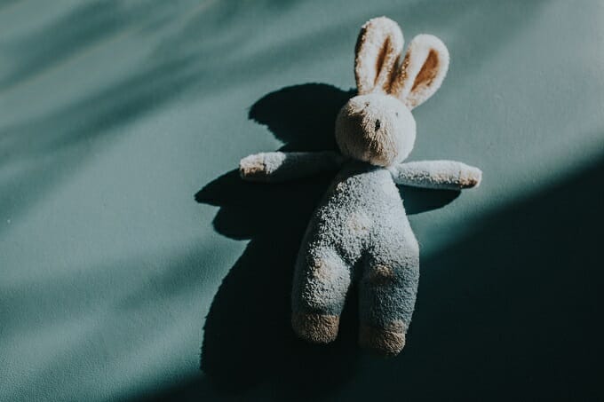 あなたの「孤独レベル」が怖いほど当たる4択占い! 独りで生きていけるか否か… Love Me Doの分析とアドバイス!の画像1
