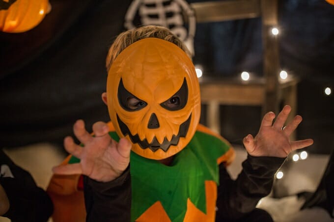 10月25~31日「ハロウィン中のあなたを襲う不幸」がわかる4択占い! 時短解除で浮かれ騒ぐと… Love Me Doが絶望宣告!の画像1