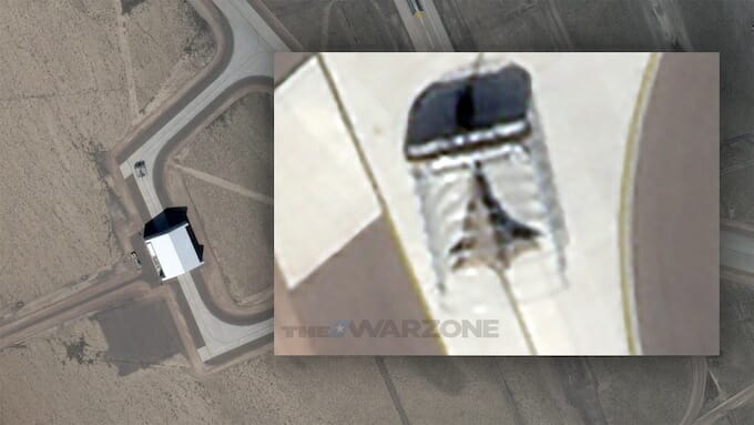 エリア51で移送中の「三角型UFO」ガチ画像流出! 米軍が即削除で深まる疑惑の画像1