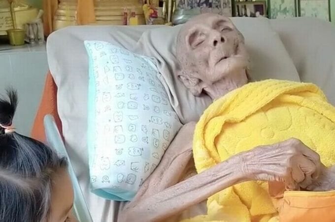 「即身仏になろうとする163歳の仏教僧」が世界的話題! ただならぬオーラに驚愕(最速ニュース)の画像1