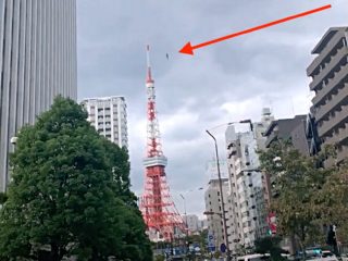 東京タワー上空にフライングヒューマノイド出現！ 「過去最恐レベル」UFO研究家が怯える挙動