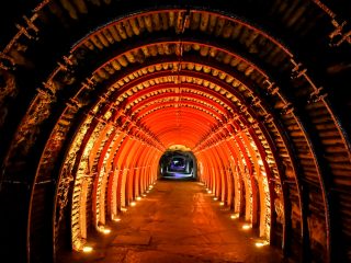 ロンドン地下に作られた超極秘トンネルがつなぐ場所とは!? 囁かれるヤバい都市伝説