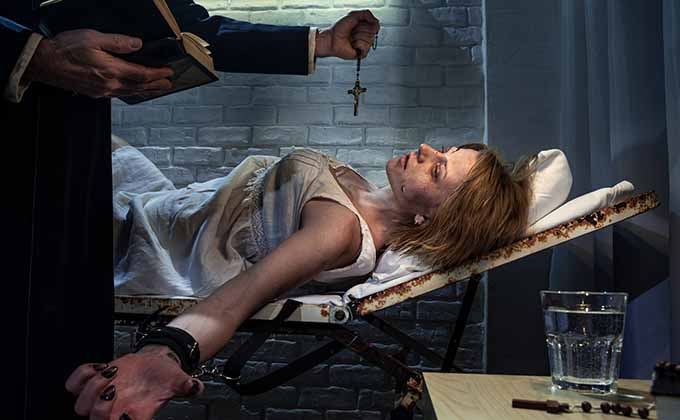 本当にあった「最恐エクソシズム5選」 悪魔が憑いた少女の戦慄映像もの画像2
