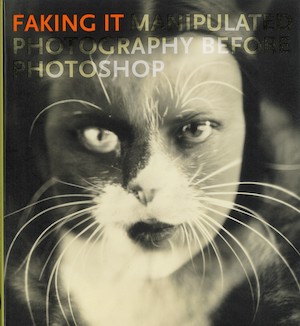 フォトショ以前のコラージュ写真と戦前の犯罪現場写真集! 驚異の陳列室「書肆ゲンシシャ」が所蔵する奇妙な本の画像2