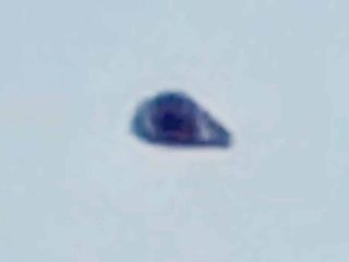 パキスタン首都上空に「黒い三角形UFO」が出現！ 動画が撮影される！