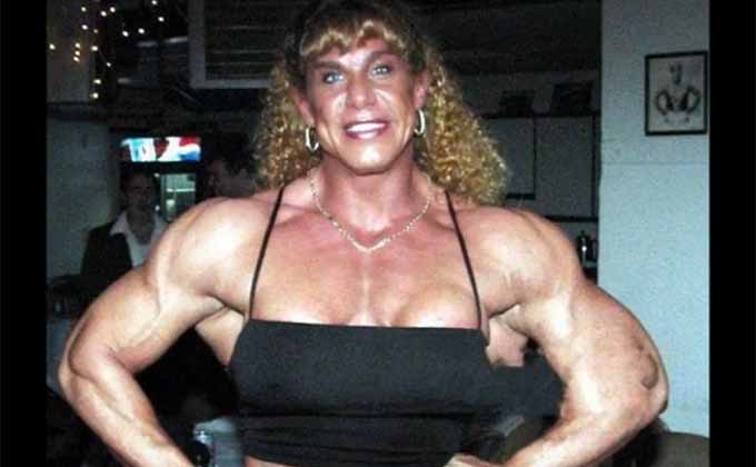 体重110kg「世界最大の女性ボディビルダー」の波乱人生 晩年はステロイド中毒で変わり果てた姿に…の画像1