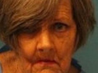 銀行強盗を繰り返すギャングスタおばあちゃん（78）が再び逮捕される！ 自分の名前が犯行動機？