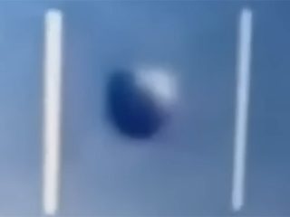 米海軍が撮影した新たなUFO映像が流出！ 風に向かって225kmで移動、気球ではない？