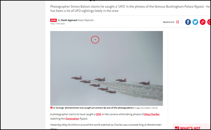 チャールズ国王の誕生を宇宙人が監視!? 戴冠式の写真にUFOが写り込むの画像1
