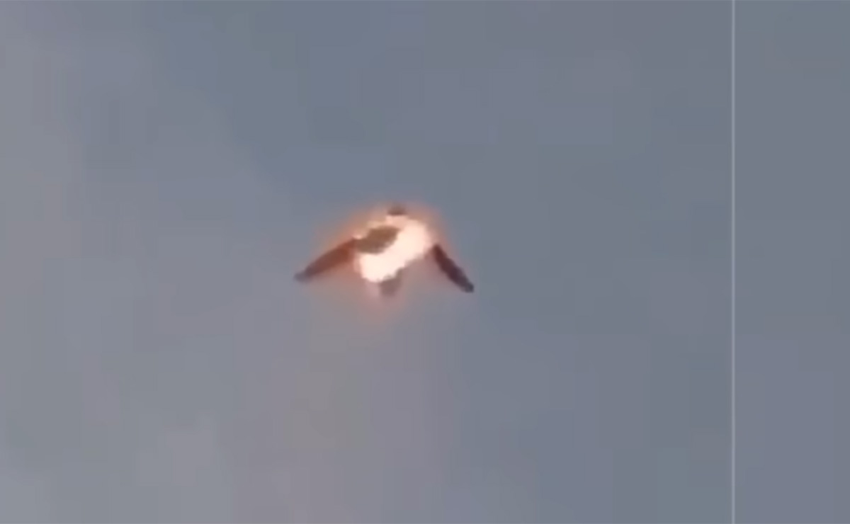 炎を回転させて飛ぶUFOが撮影される! 「反重力システムを利用した地球外偵察機」元米軍大佐の画像1