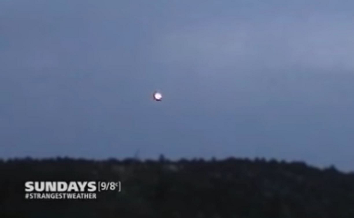 オーブ型UFOは「球電現象」なのか? しかし説明不可能な謎も…の画像1