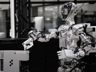 世界初の大衆向けロボット生産プロジェクト『Figure AI』大企業も続々投資へ！